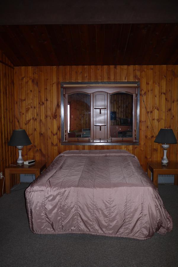 Pembina River Inn Entwistle Экстерьер фото